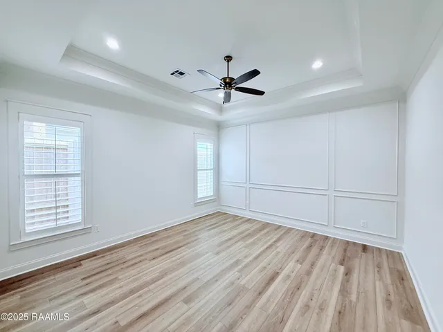 $474,800 | 504 Broyles Lane, Youngsville, LA 70592