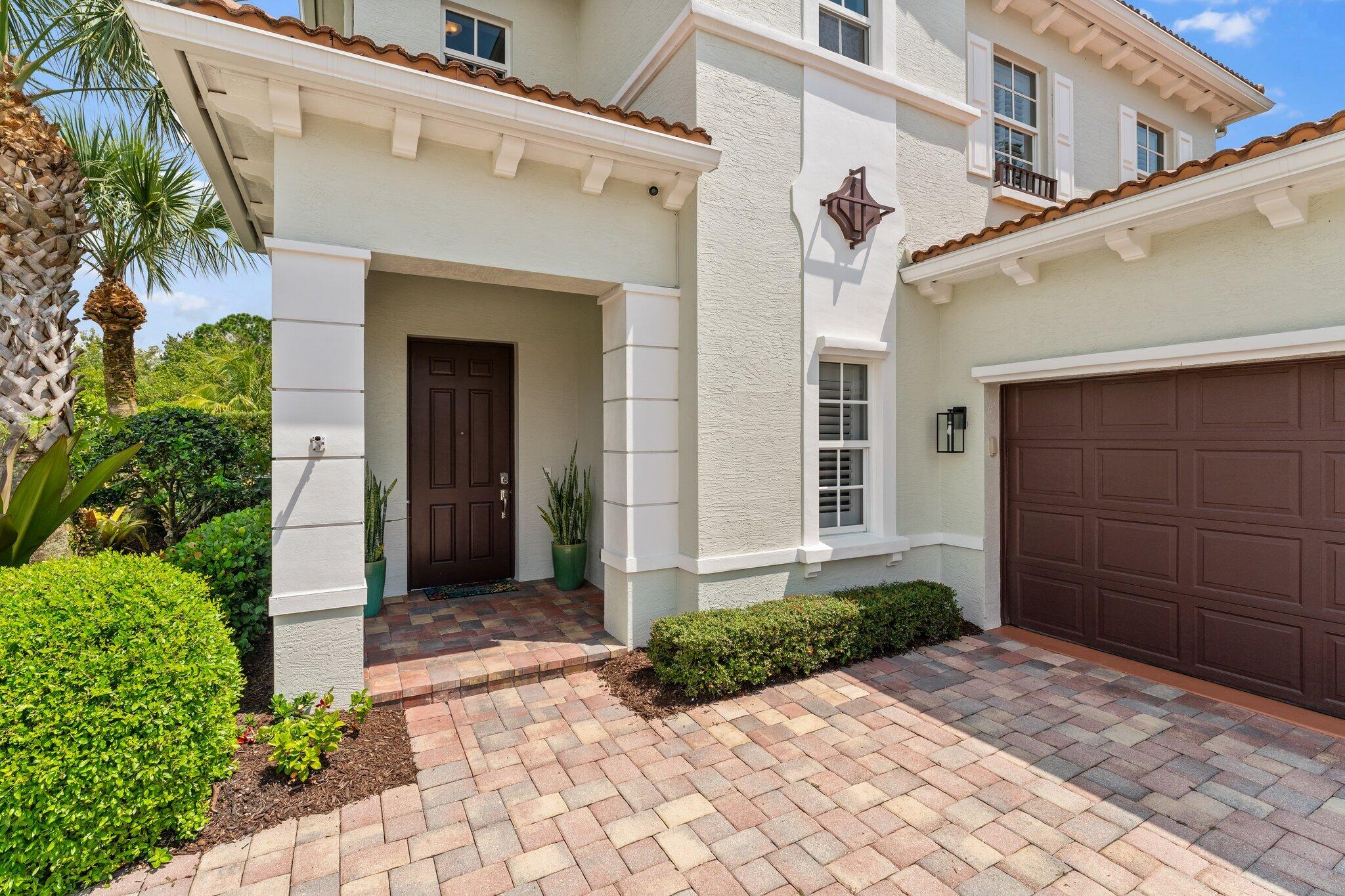 239 Behring Way Jupiter, FL 33458 - Photo 3 of 58 027-239BehringWay-Jupiter-FL-SMALL