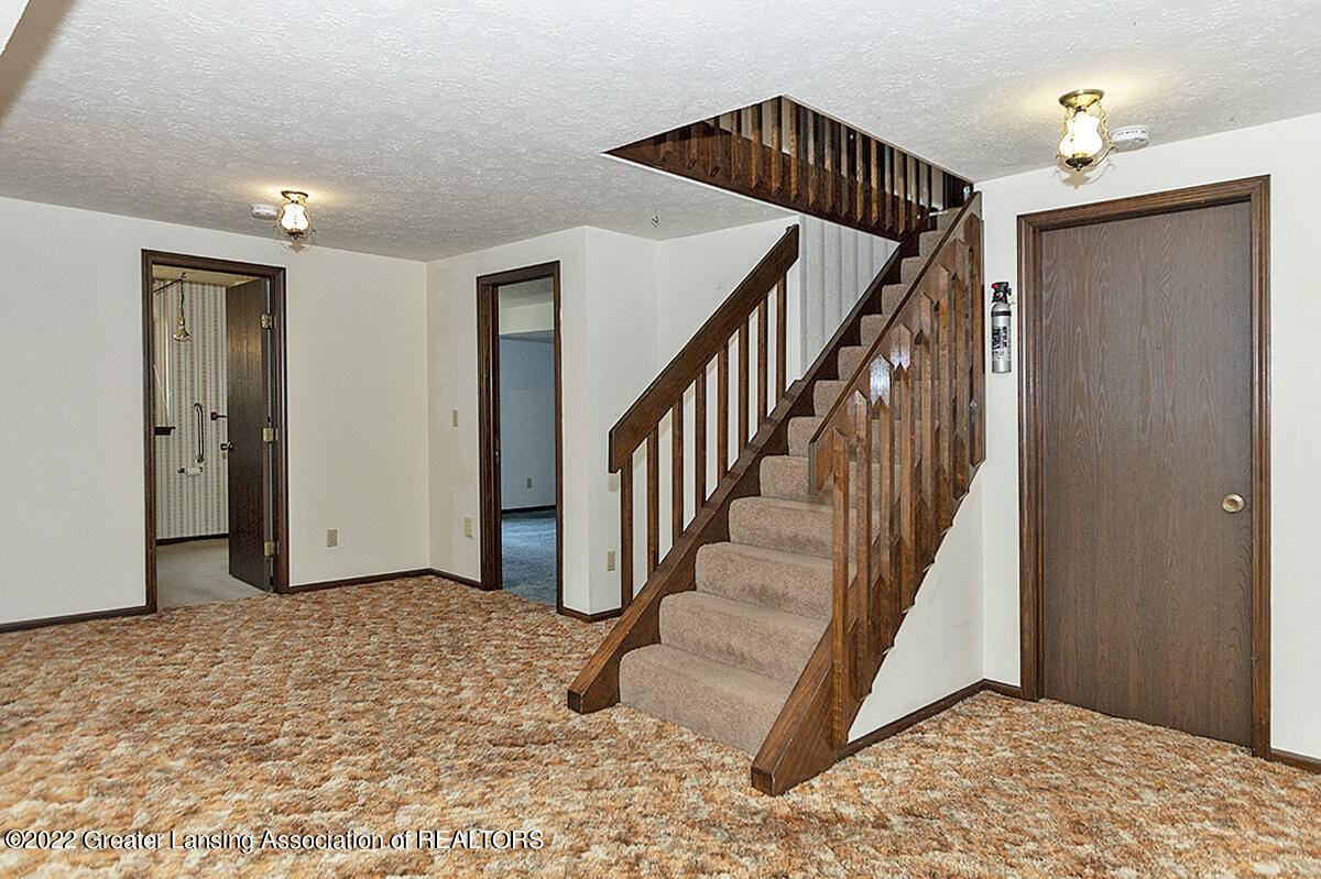1975 Jolly Road Okemos, MI 48864 - Photo 20 of 32 20