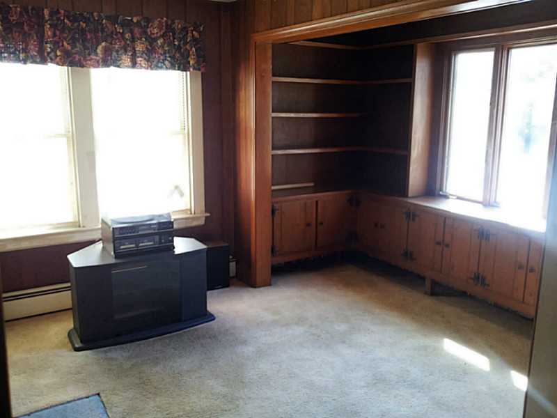 67 Lyndon Road Cranston, RI 02905 - Photo 7 of 22 Studio/Study/Office.