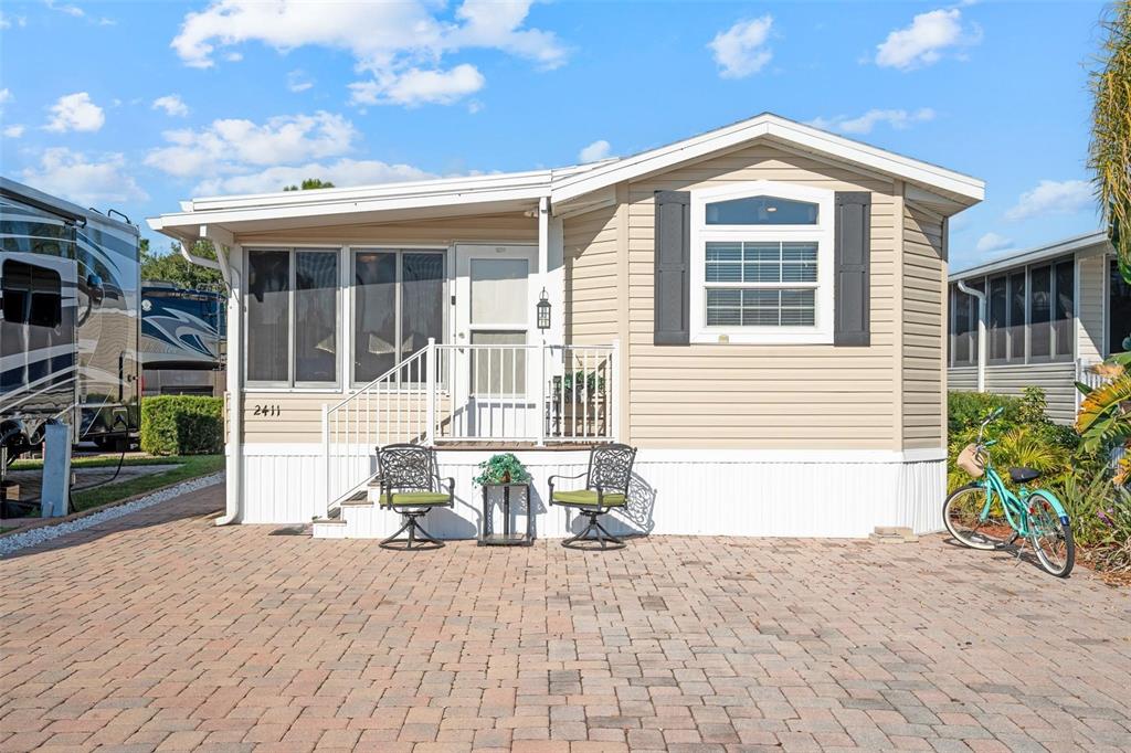 2411 Citrus Tree Road Clermont, FL 34714 - Photo 2 of 33