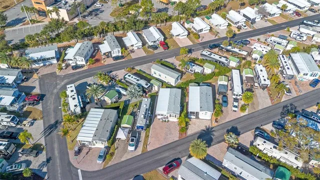 $209,999 | 2411 Citrus Tree Road, Clermont, FL 34714