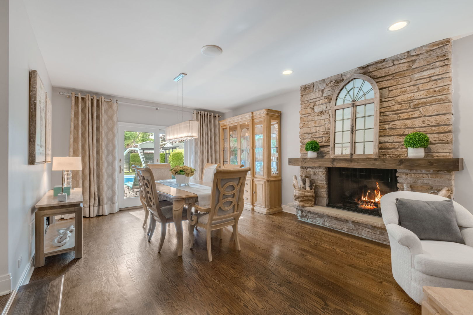1722 Birch Road Northbrook, IL 60062 - Photo 7 of 34