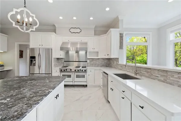 $1,095,000 | 6396 Loch Arbor Drive, Flowery Branch, GA 30542