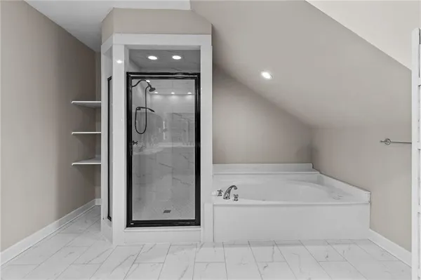 $1,095,000 | 6396 Loch Arbor Drive, Flowery Branch, GA 30542