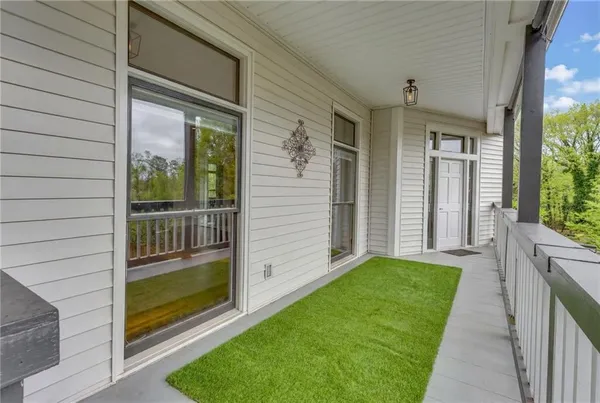 $1,095,000 | 6396 Loch Arbor Drive, Flowery Branch, GA 30542