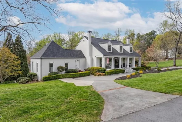 $1,095,000 | 6396 Loch Arbor Drive, Flowery Branch, GA 30542