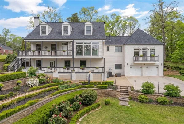 $1,095,000 | 6396 Loch Arbor Drive, Flowery Branch, GA 30542