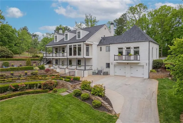 $1,095,000 | 6396 Loch Arbor Drive, Flowery Branch, GA 30542