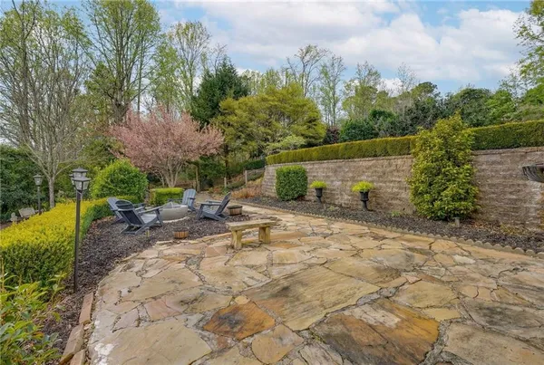 $1,095,000 | 6396 Loch Arbor Drive, Flowery Branch, GA 30542