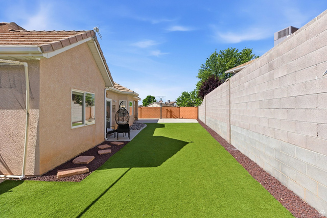 2883 Overlook Drive St. George, UT 84790 - Photo 30 of 36