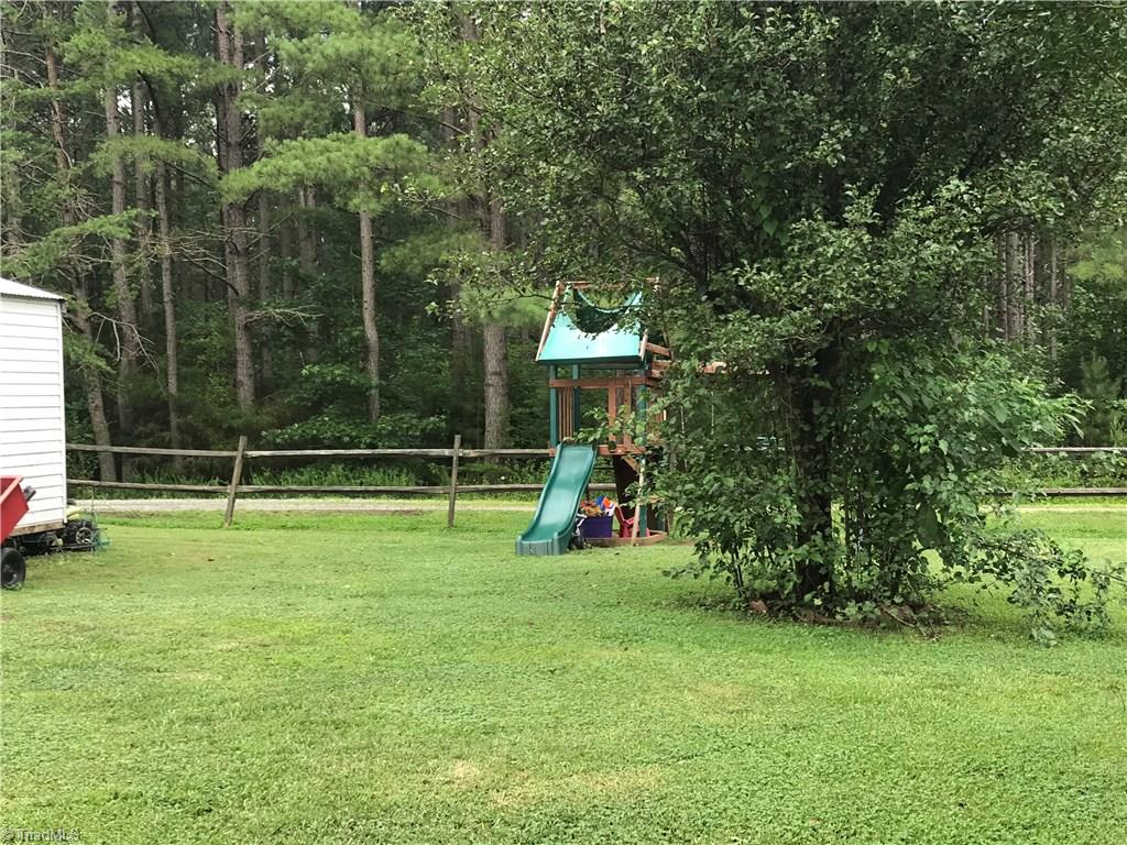 1831 Spainhour Mill Road Pinnacle, NC 27043 - Photo 5 of 16 Gallery Image 5
