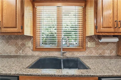 $599,950 | 12726 Mohawk Circle, Leawood, KS 66209