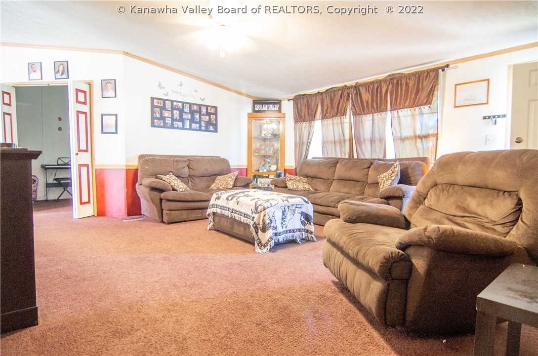 1053 Hedrick Road Scott Depot, WV 25560 - Photo 2 of 26 Gallery Image 2