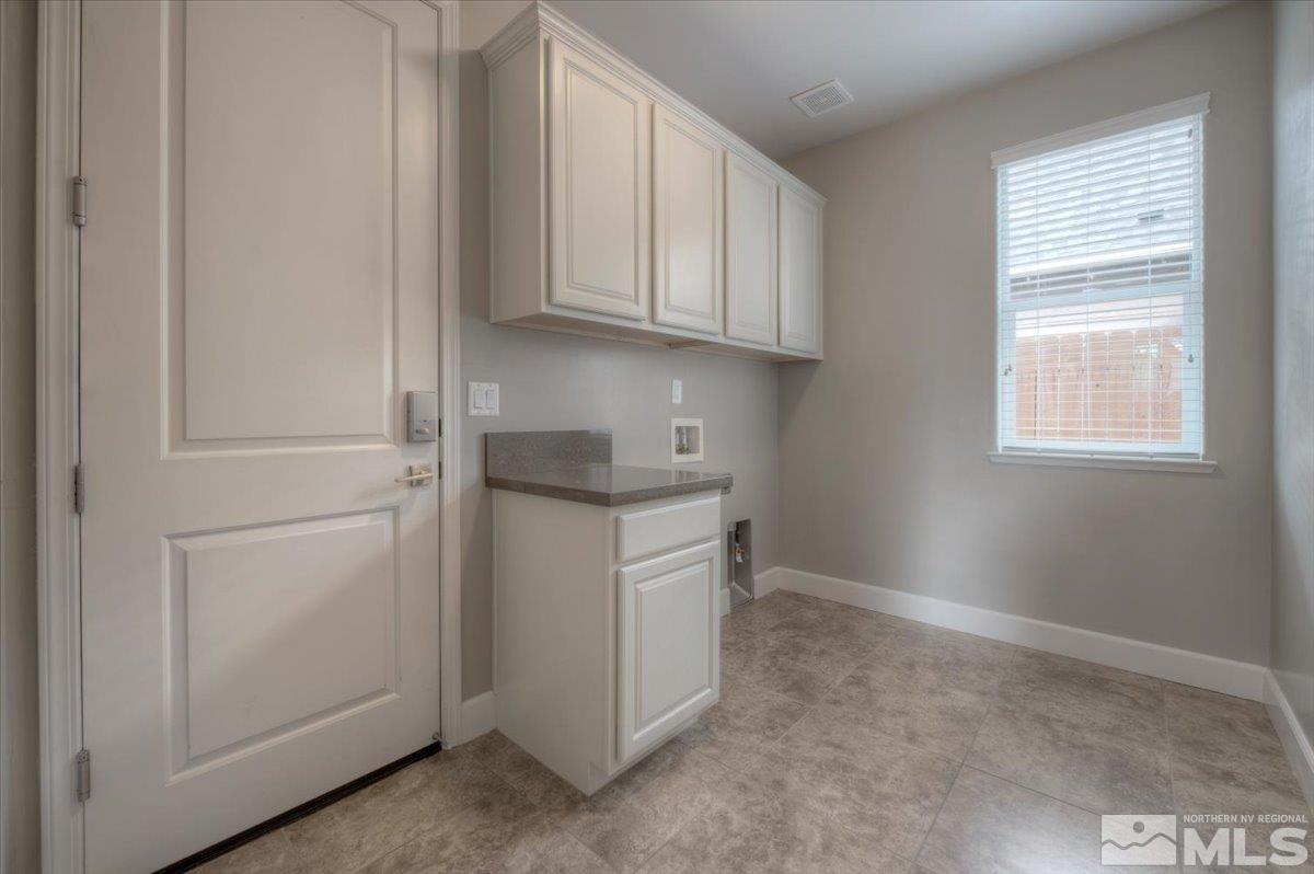300 Mt Rose Street Reno, NV 89509 - Photo 21 of 26 a room with window and white walls