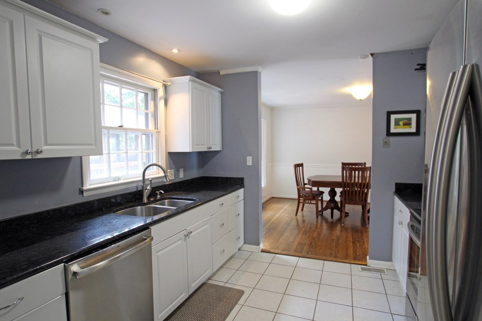 5028 Wickham Road Raleigh, NC 27606 - Photo 4 of 20 Photo 4
