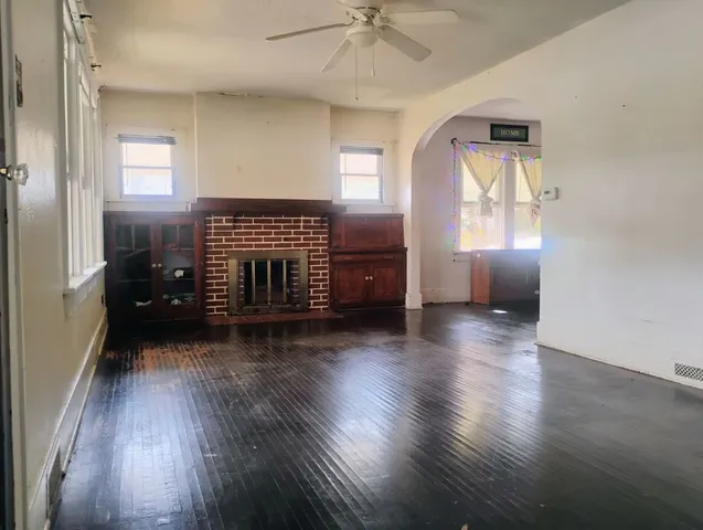 a view of a entryway