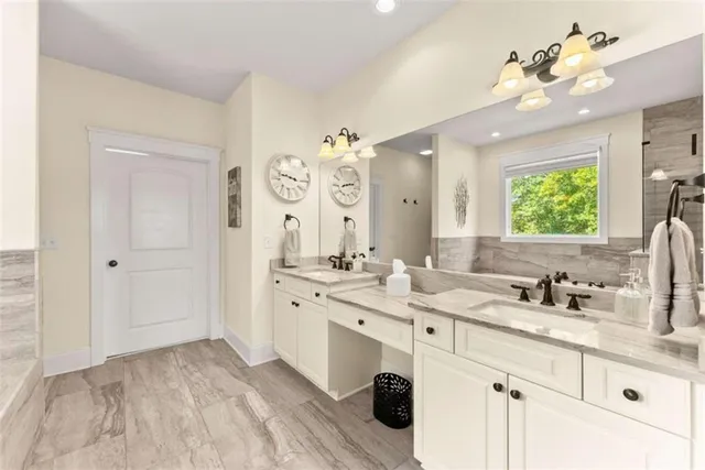 $999,998 | 526 Orchard Drive, Clarkesville, GA 30523