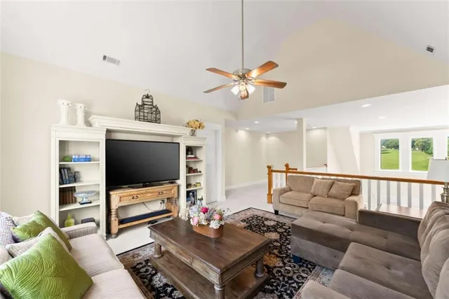 $999,998 | 526 Orchard Drive, Clarkesville, GA 30523