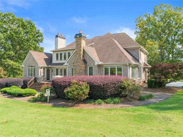 $999,998 | 526 Orchard Drive, Clarkesville, GA 30523