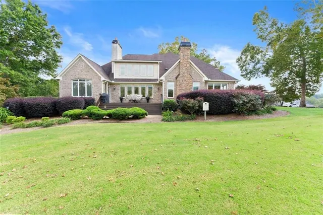 $999,998 | 526 Orchard Drive, Clarkesville, GA 30523