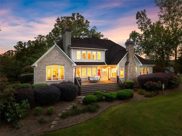 $999,998 | 526 Orchard Drive, Clarkesville, GA 30523