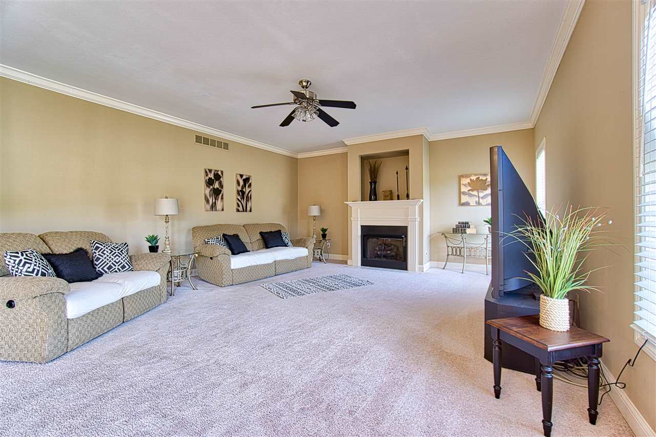 4500 Clint Circle Newburgh, IN 47630 - Photo 14 of 33