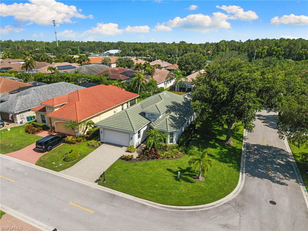 4208 Hampton Lane Naples, FL 34119 - Photo 34 of 48