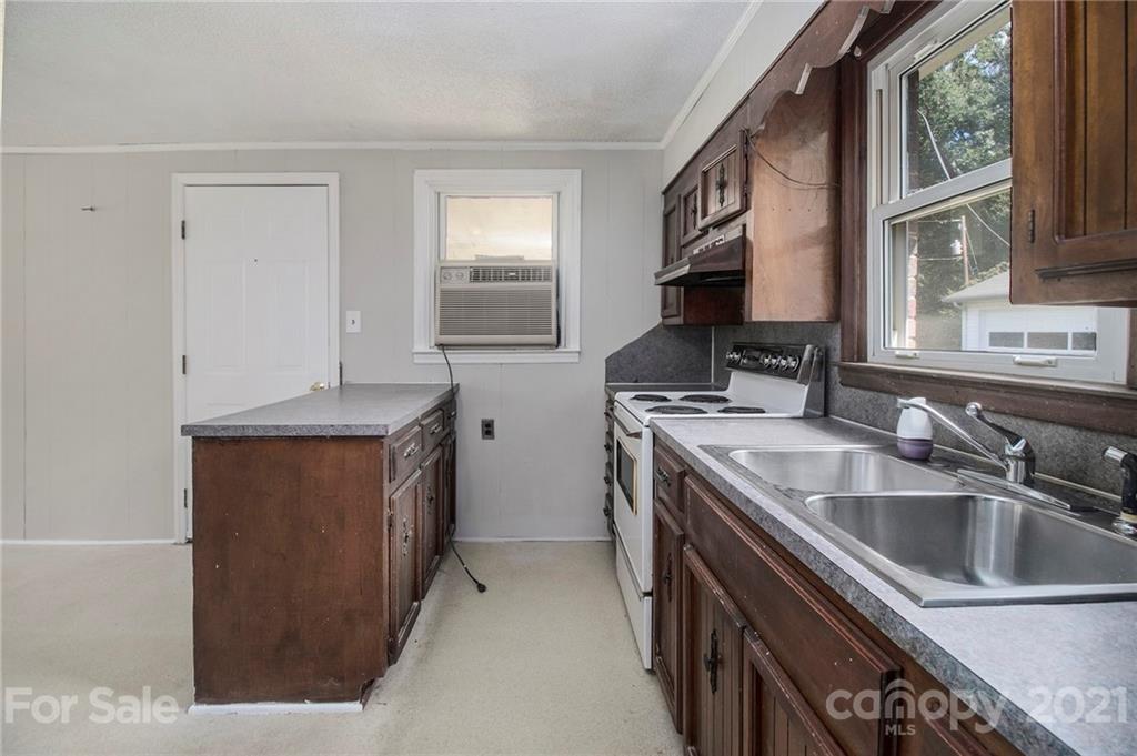 549 Turner Road Gastonia, NC 28056 - Photo 5 of 18 Gallery Image 5