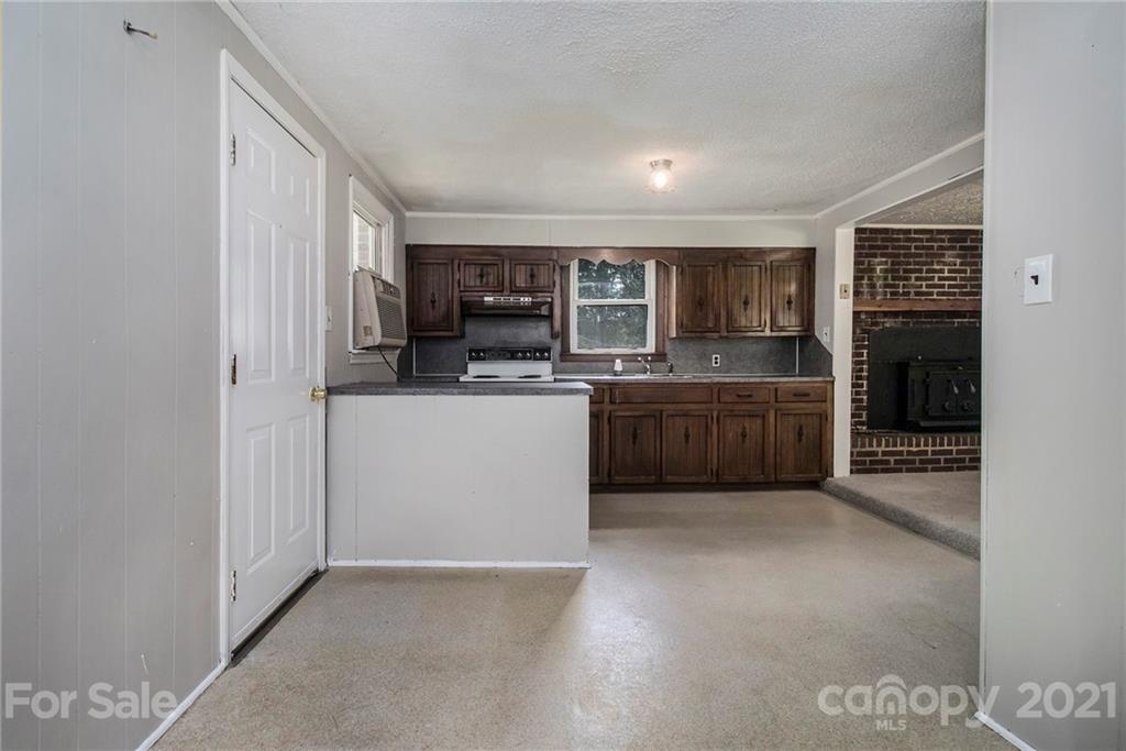 549 Turner Road Gastonia, NC 28056 - Photo 6 of 18 Gallery Image 6