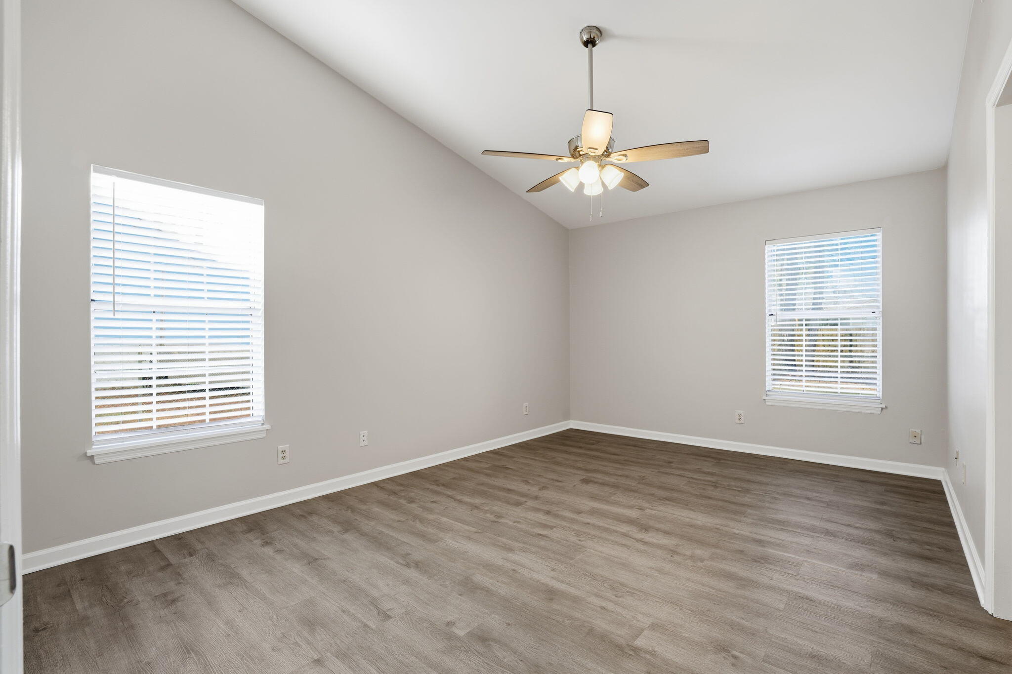 8232 Pleasant Ridge Drive North Charleston, SC 29420 - Photo 17 of 27 17-web-or-mls-017_DSC02820