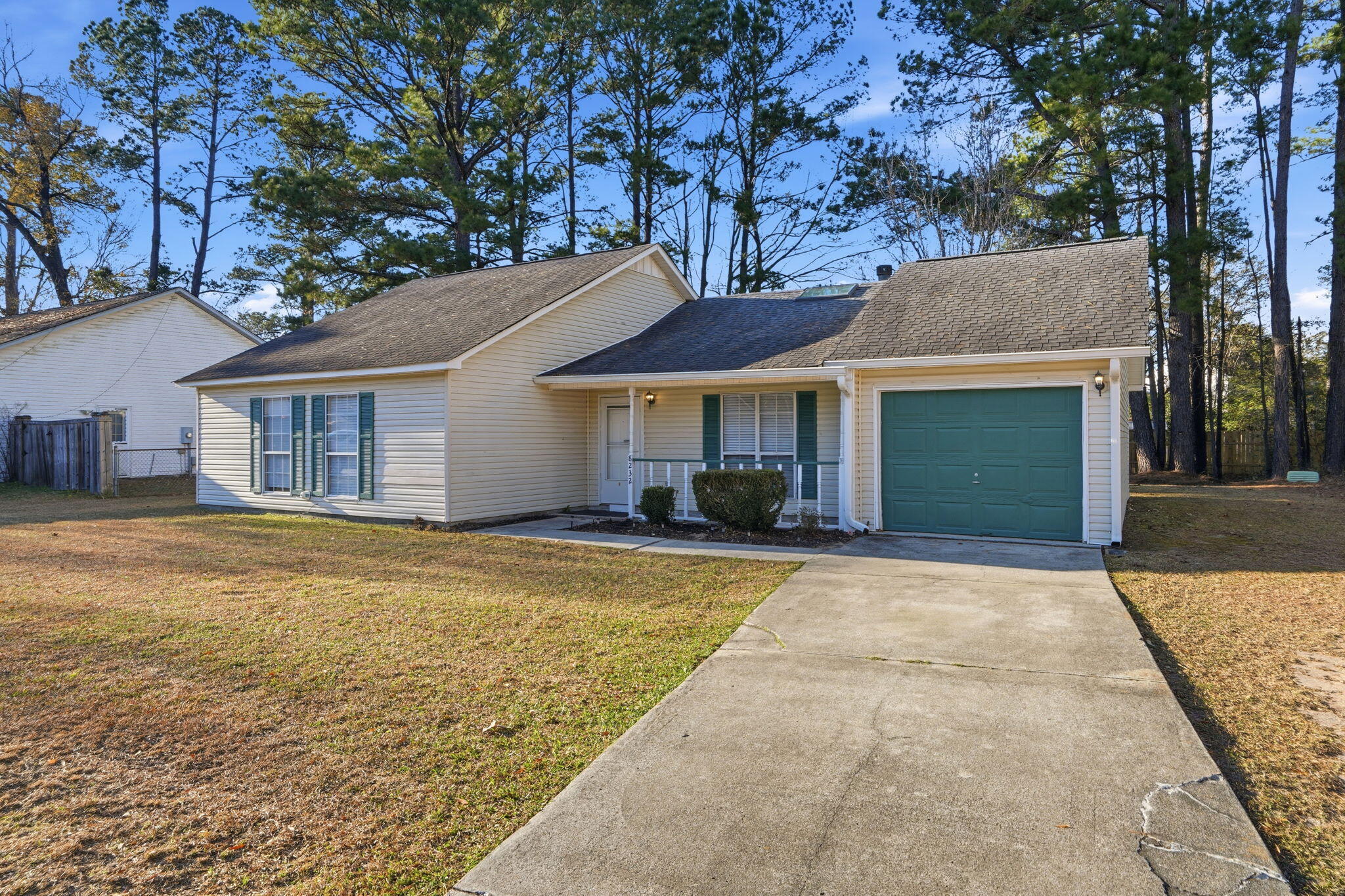 8232 Pleasant Ridge Drive North Charleston, SC 29420 - Photo 3 of 27 3-web-or-mls-003_DSC02862