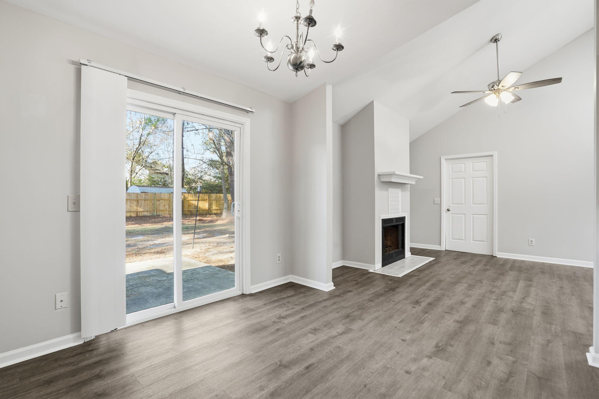 8232 Pleasant Ridge Drive North Charleston, SC 29420 - Photo 5 of 27 5-web-or-mls-005_DSC02793