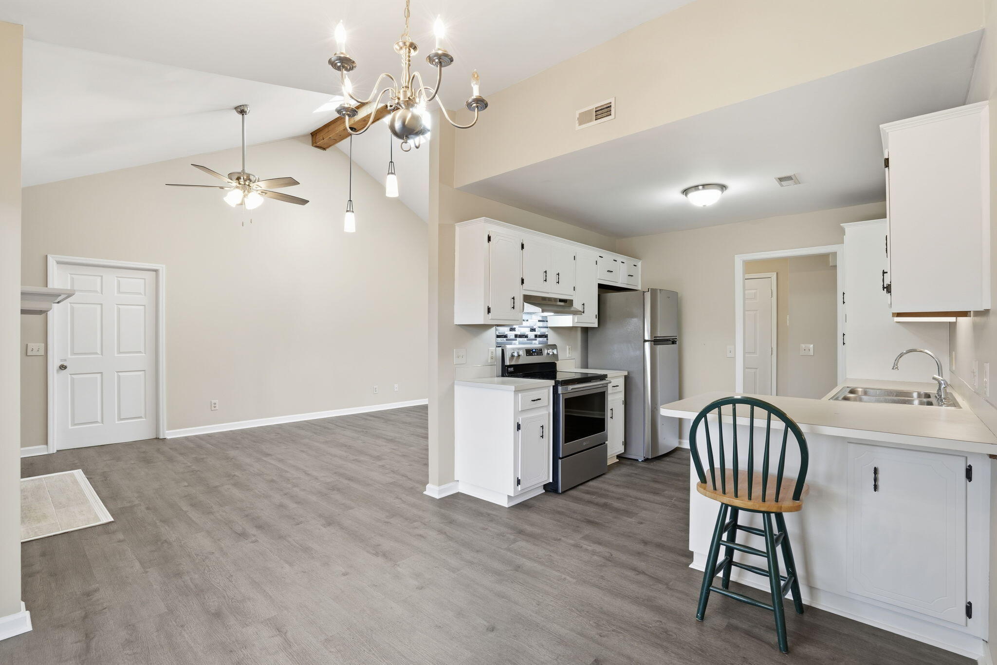 8232 Pleasant Ridge Drive North Charleston, SC 29420 - Photo 10 of 27 10-web-or-mls-010_DSC02787