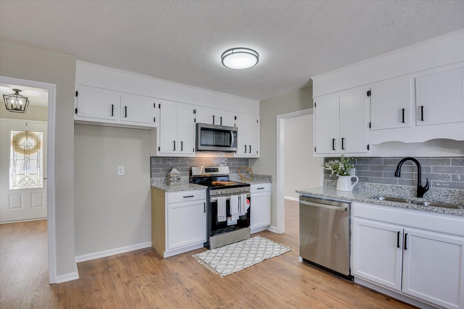 3553 Stoney Brook Road Augusta, GA 30906 - Photo 13 of 48 19-116-DSC_8562LRenfused