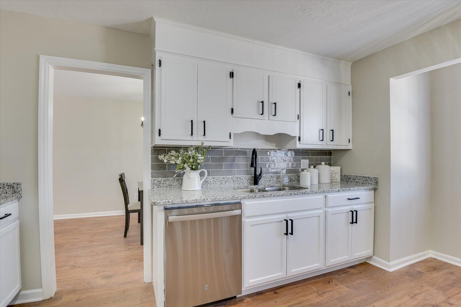 3553 Stoney Brook Road Augusta, GA 30906 - Photo 17 of 48 23-120-DSC_8612LRenfused