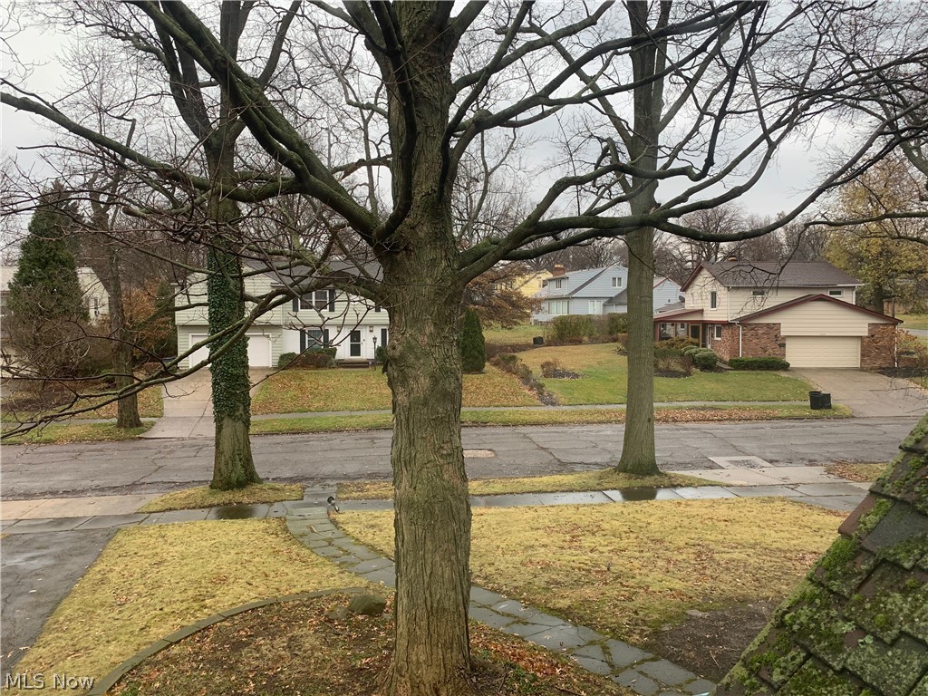 16131 Cleviden Road Cleveland, OH 44112 - Photo 22 of 24