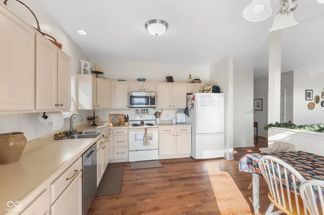 $262,000 | 729 West Harriman Avenue, Bargersville, IN 46106