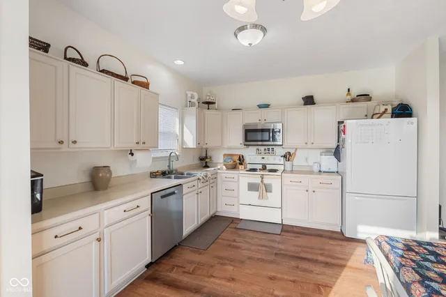 $262,000 | 729 West Harriman Avenue, Bargersville, IN 46106