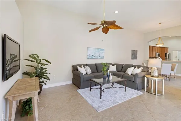 $2,950 | 1757 Tarpon Bay Drive South, Unit 57, Naples, FL 34119