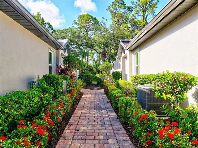 $3,250 | 1757 Tarpon Bay Drive South, Unit 57, Naples, FL 34119