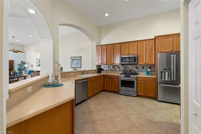 $3,250 | 1757 Tarpon Bay Drive South, Unit 57, Naples, FL 34119