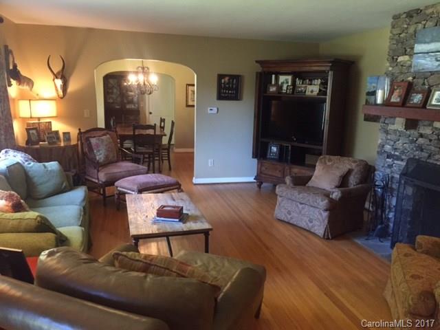 413 North Country Club Road Brevard, NC 28712 - Photo 5 of 10 Gallery Image 5
