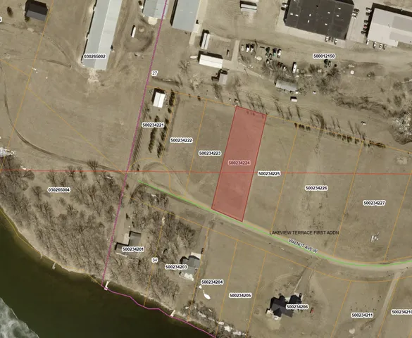 $18,000 | 430 Walnut Avenue West, Frazee, MN 56544