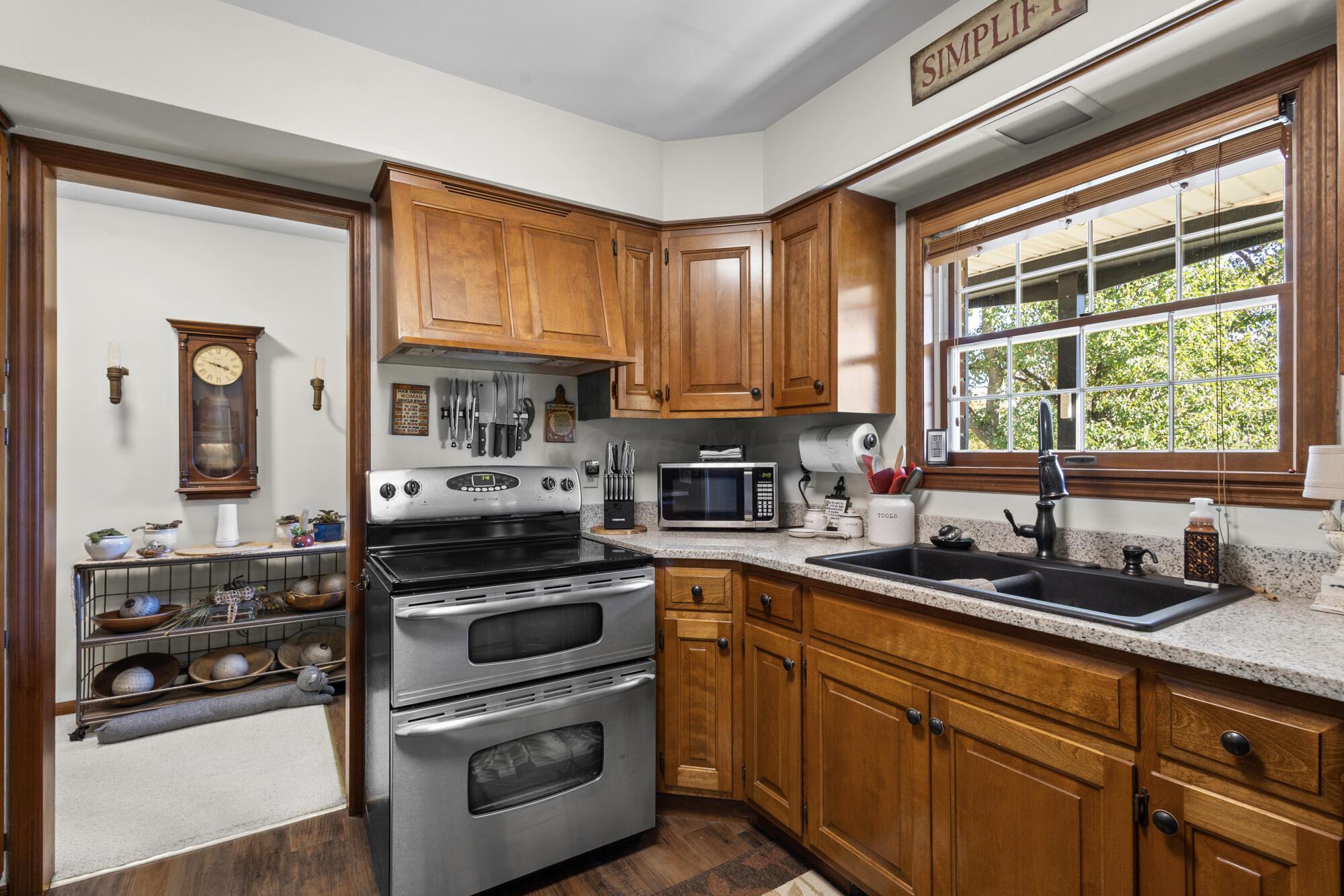 6520 Mills Road Ostrander, OH 43061 - Photo 11 of 58 Kitchen