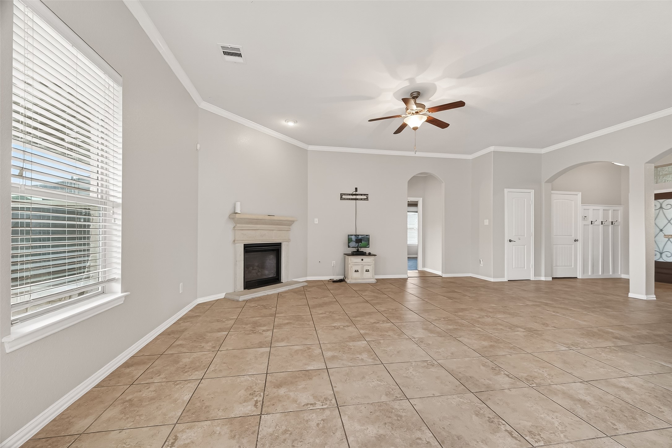 2019 Preston Park Rosenberg, TX 77471 - Photo 6 of 36 View of Living Room From Breakfast