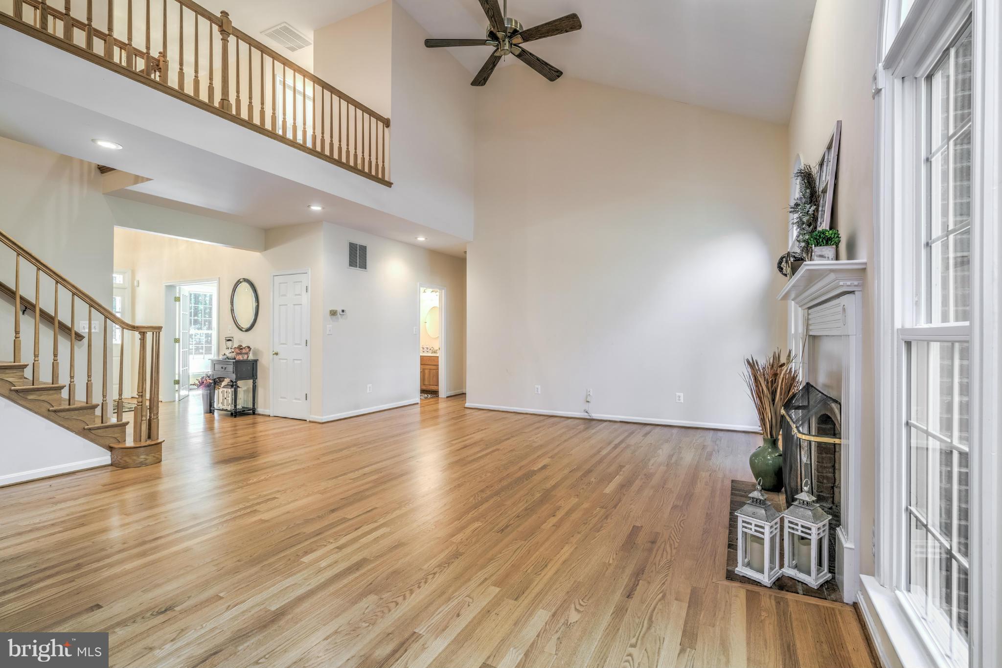 6042 Varzara Road Marshall, VA 20115 - Photo 11 of 30 Family Room