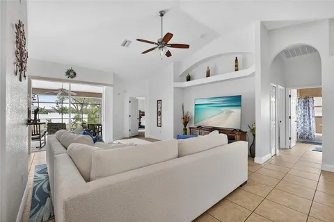 $390,000 | 138 Wahoo Drive, Rotonda West, FL 33947