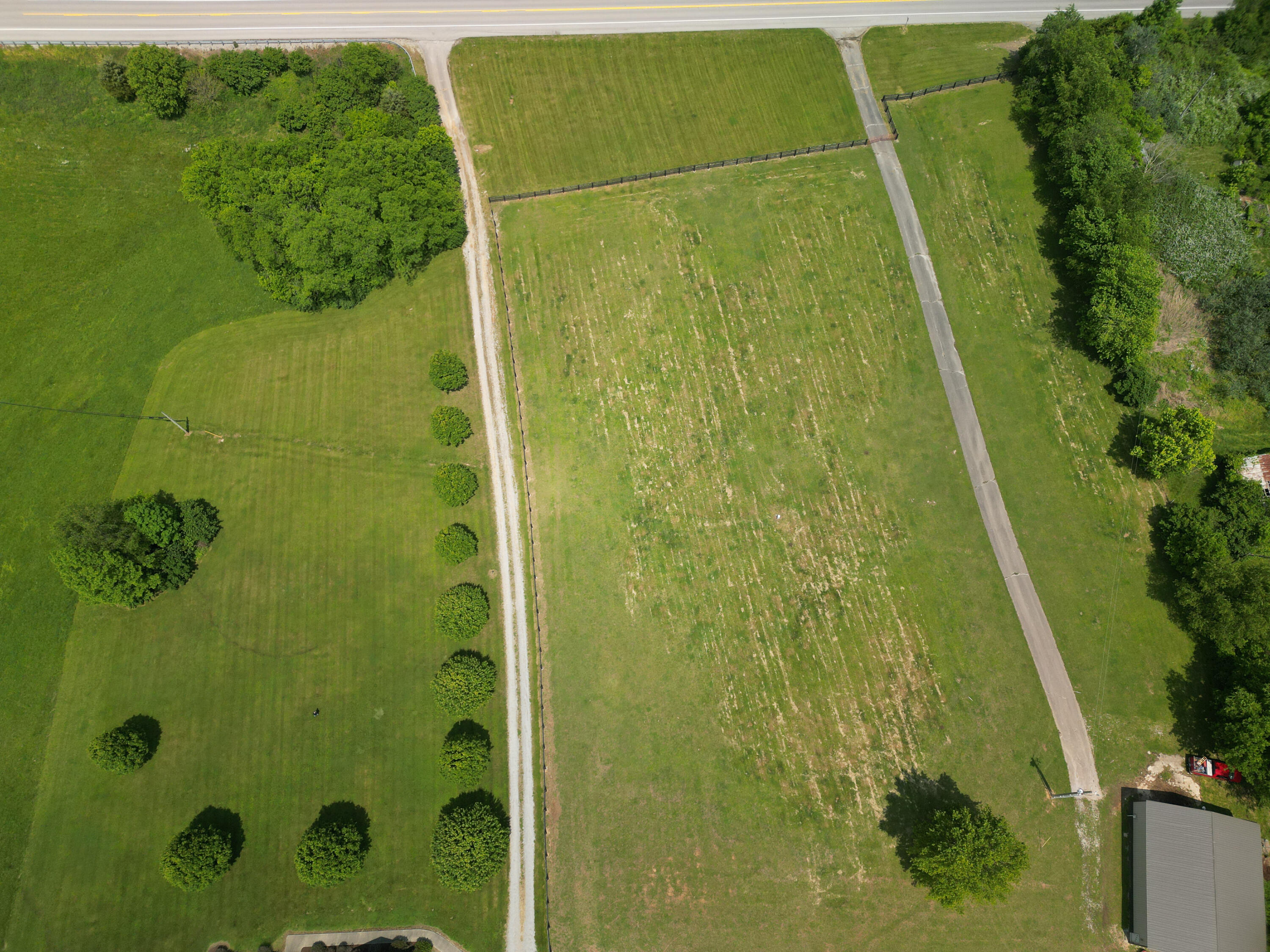 7625 Irvine Road Winchester, KY 40391 - Photo 18 of 78 Outside-6