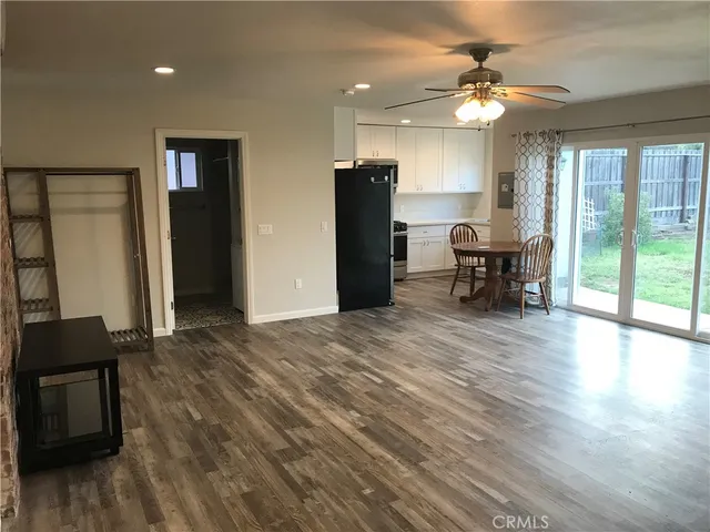 $1,800 | 430 East Bixby Road, Unit A, Long Beach, CA 90807